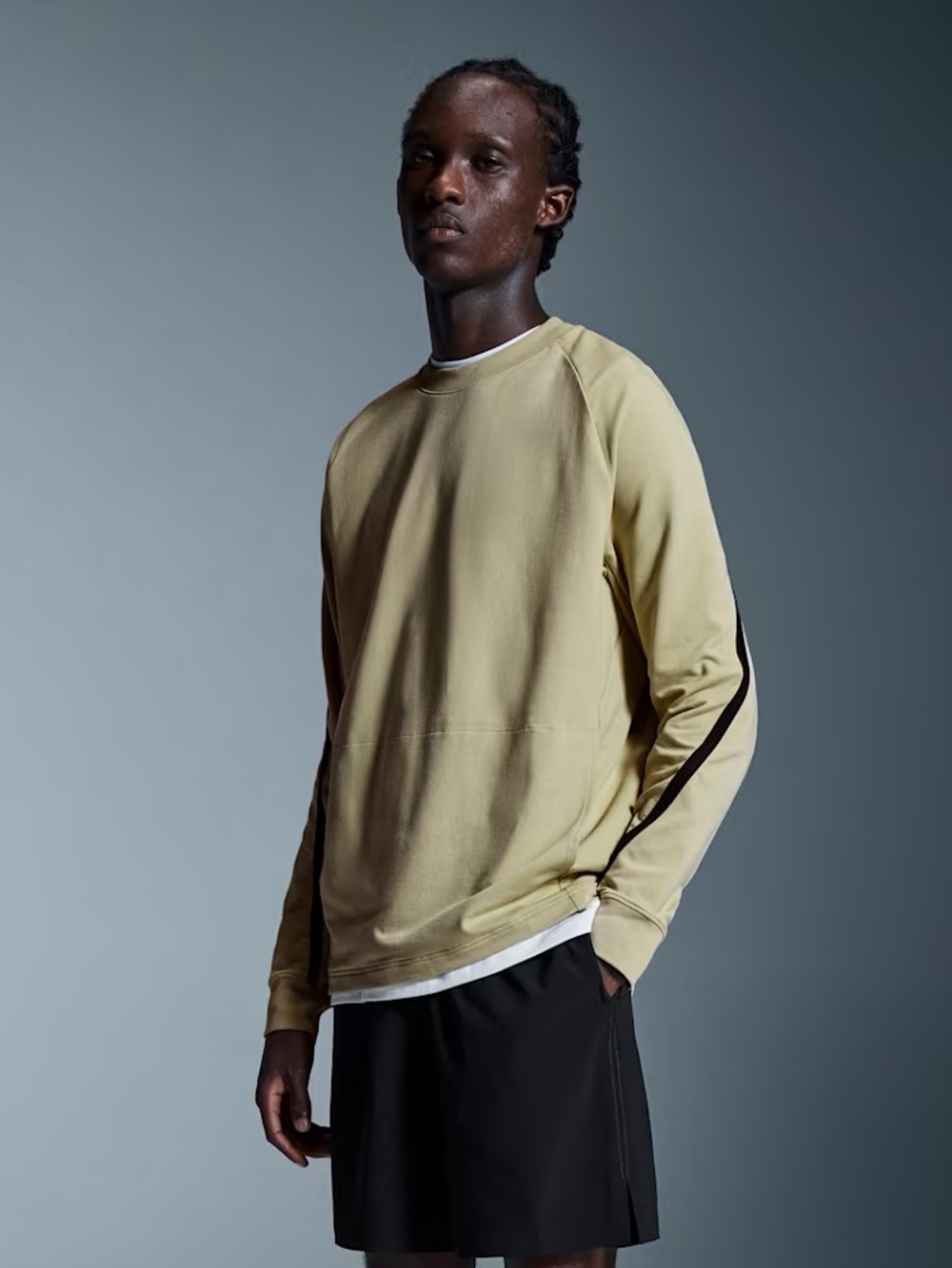 On Running Studio Crew Neck Long-Sleeve Pullover, Caper, Men's Size M